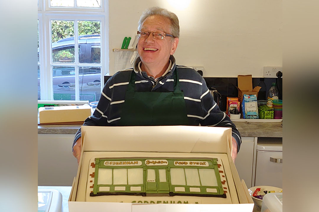 Rod and the Coddeham Shop Cake